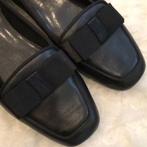 Women’s Enzo Angiolini “Love Song”  Flats Size 8